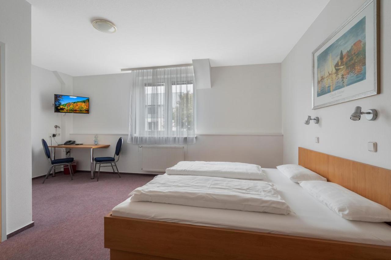 נויוויד Hotel Imota מראה חיצוני תמונה