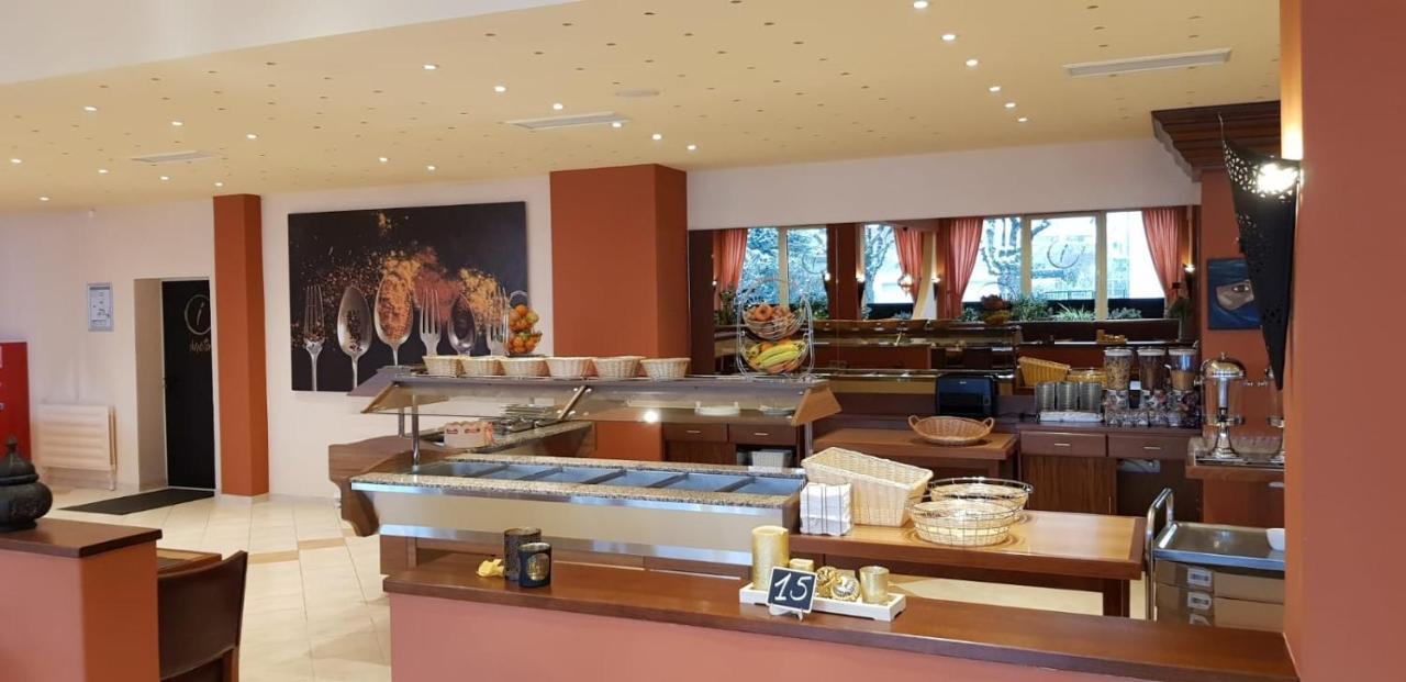 נויוויד Hotel Imota מראה חיצוני תמונה
